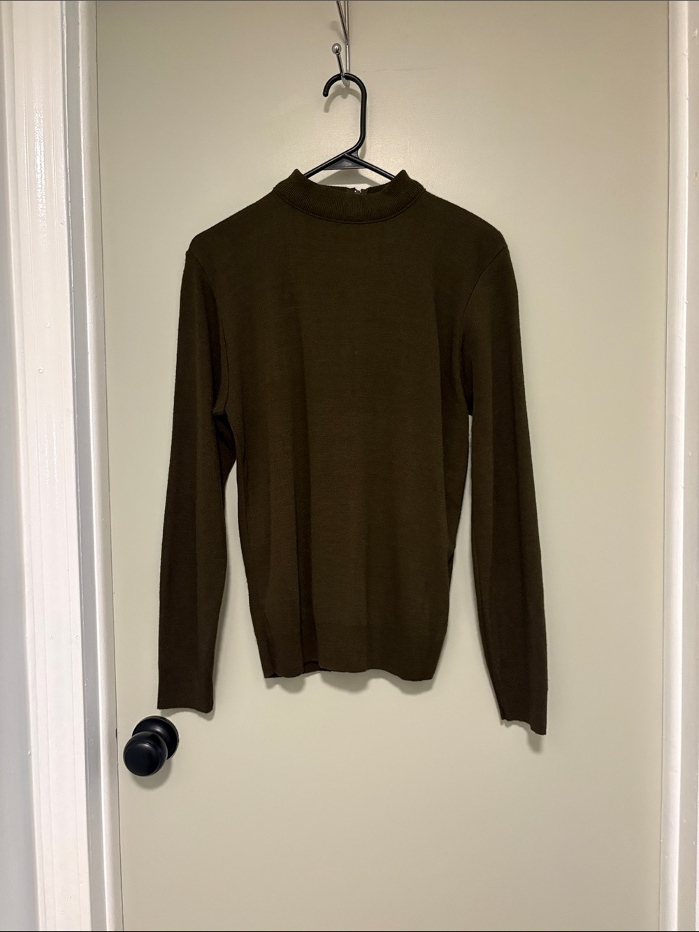 Vintage College Point sweater. Size L